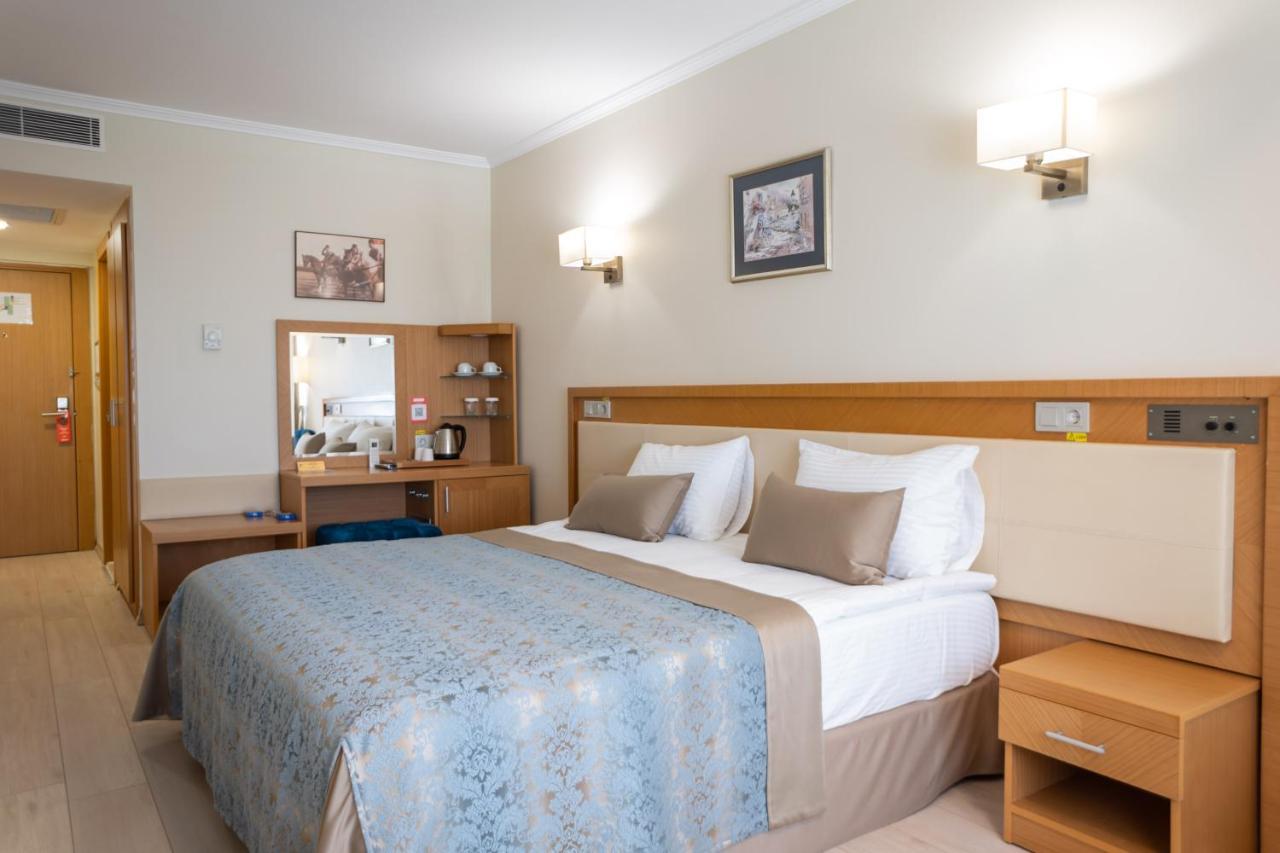 Patalya Lakeside Resort Hotel Golbasi  Экстерьер фото